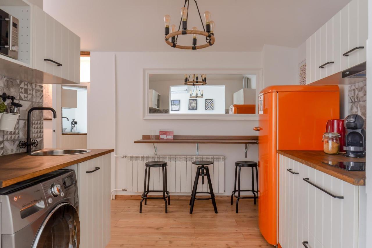 • Minimalism & Charisma • In Sofia's Top Centre • Appartement